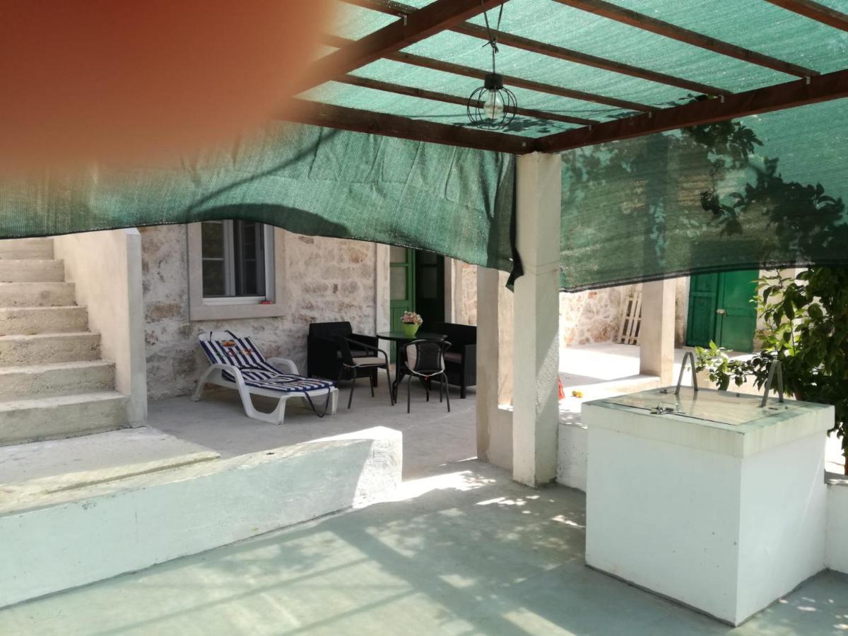 Kastelanic Apartman Brbinj Zewnętrze zdjęcie